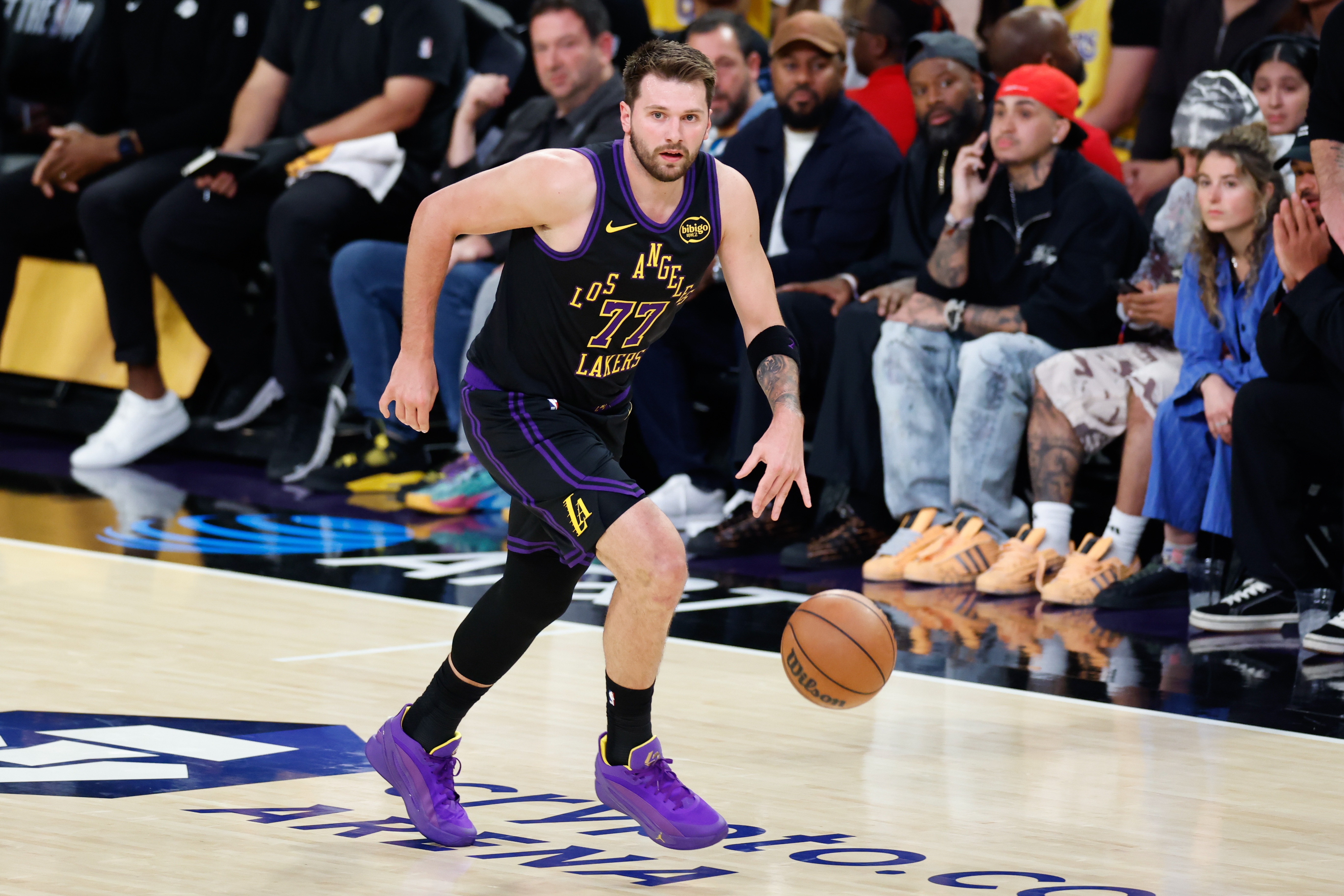 东契奇成为本赛季第13位单场50+球员 约基奇2次&amp;掘金3人均为最多